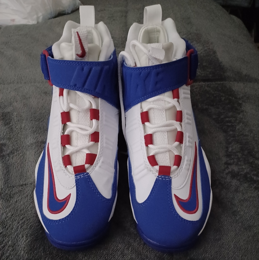 Nike Mens,Red Blue and White Sneakers